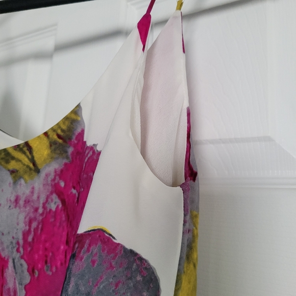 Robbi & Nikki pansy print layered asymmetrical hem tank top size M - Picture 4 of 7